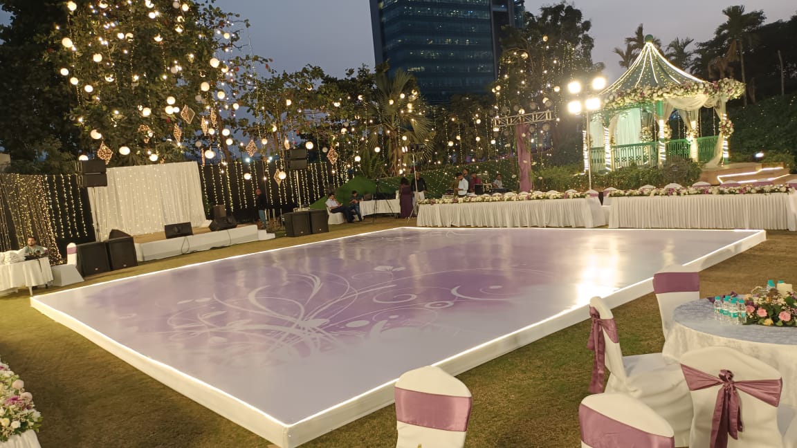 baby shower stage decor