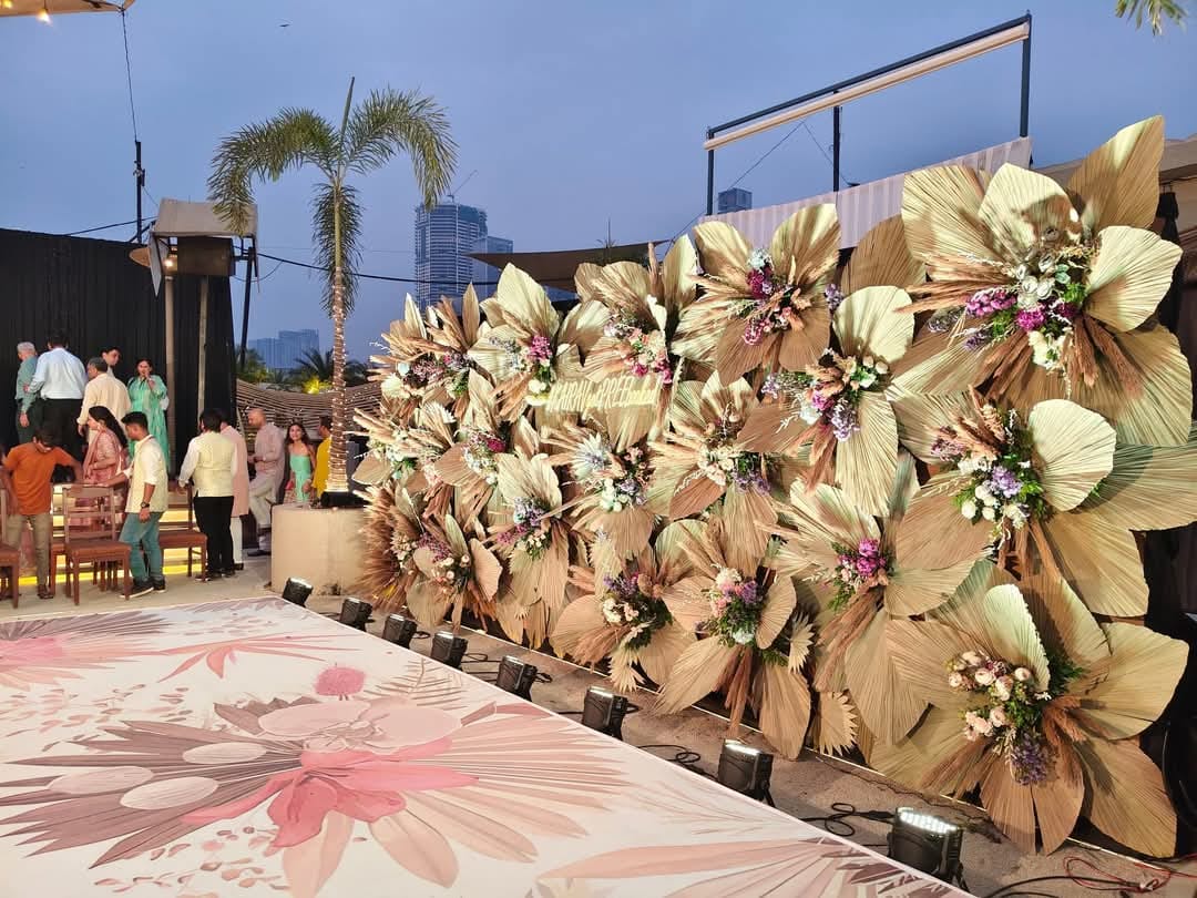 baby shower stage decor