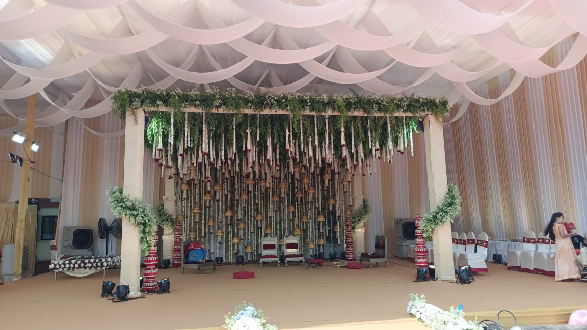 baby shower stage decor