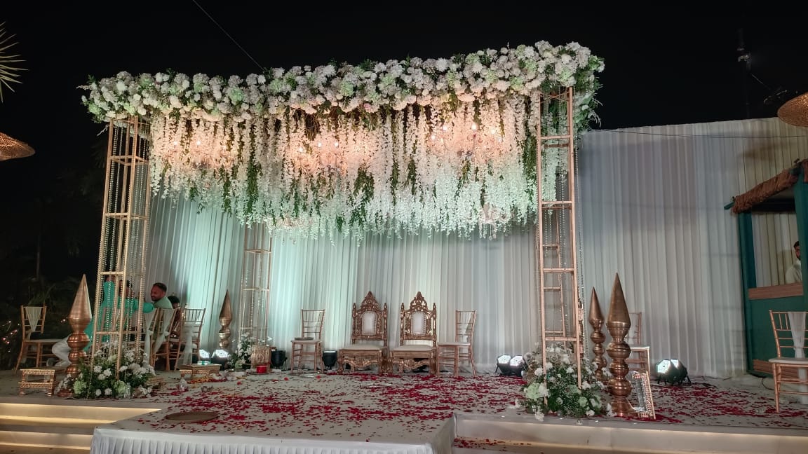 baby shower stage decor
