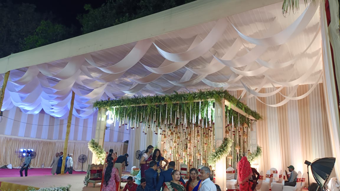 baby shower stage decor