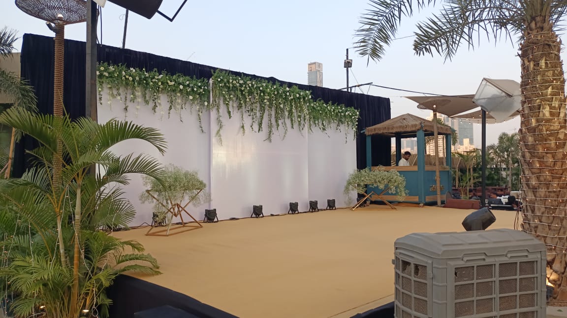baby shower stage decor